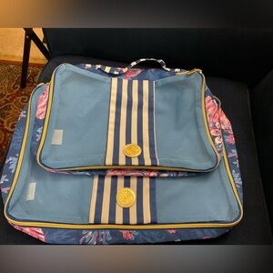 Lilly Pulitzer set of 2 packing cubes